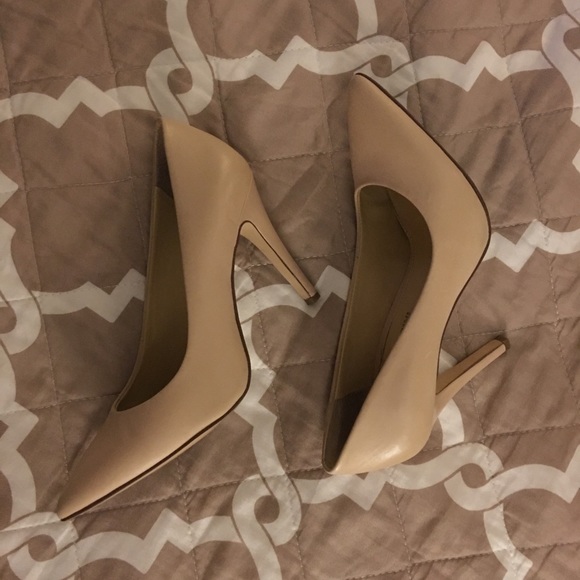 Gianni Bini Shoes - Gianni Bini Pumps Size 7
